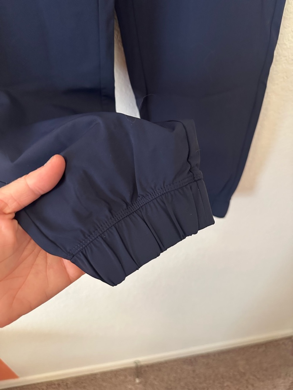 NWT Fabletics Deep Navy Drawstring Performance Shorts - Picture 4 of 6